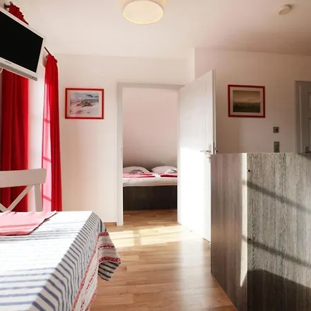 Hühnergott Apartment